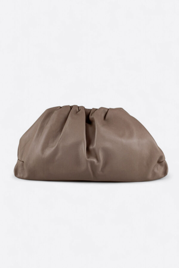 bolso pouch nube topo vista de frente