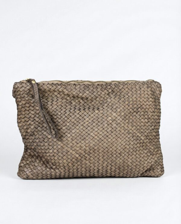 Bolso mano trenzado piel