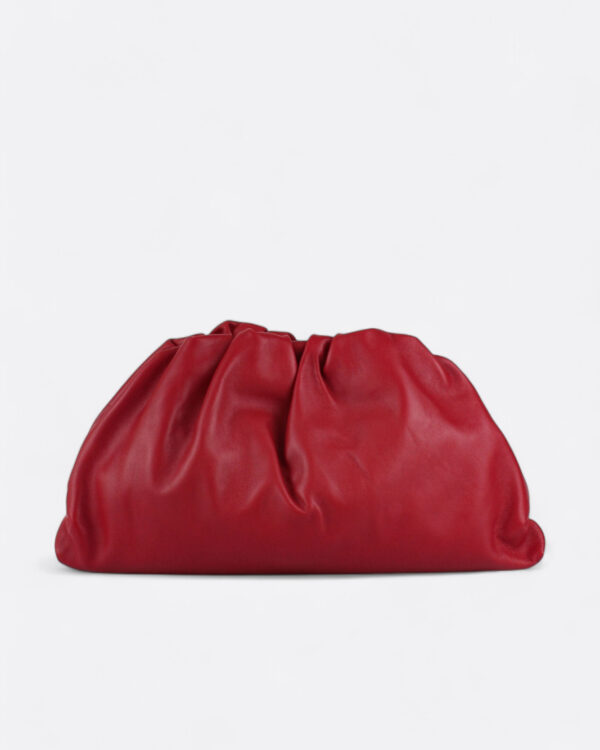 bolso nube fruncido rojo vista de frente