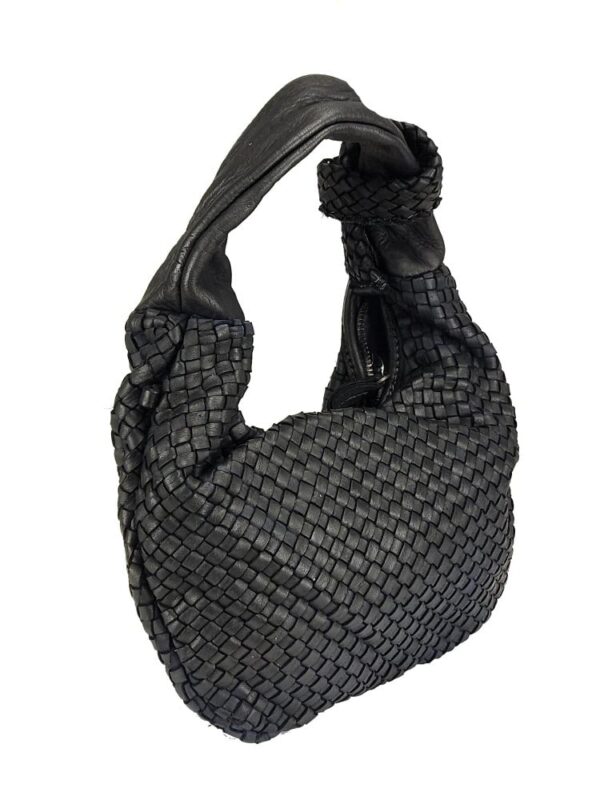 Bolso-hobo-trenzado-pequeño