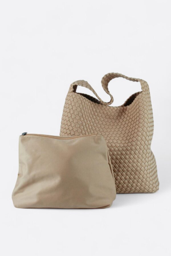 bolsos de neopreno trenzados detalle del neceser interior