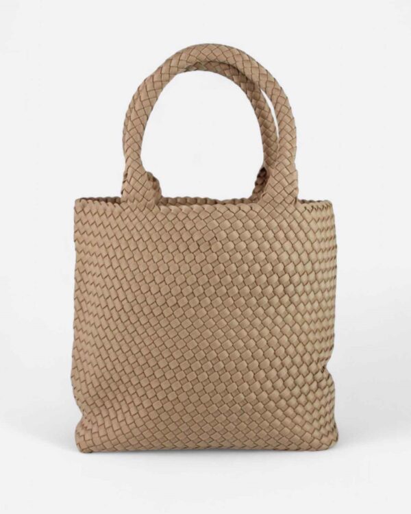 bolsos trenzados de neopreno imagen principal vista de frente