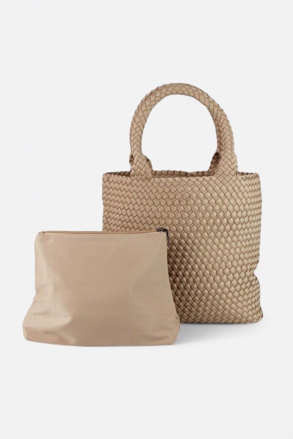 bolsos trenzados de neopreno detalle del neceser interior