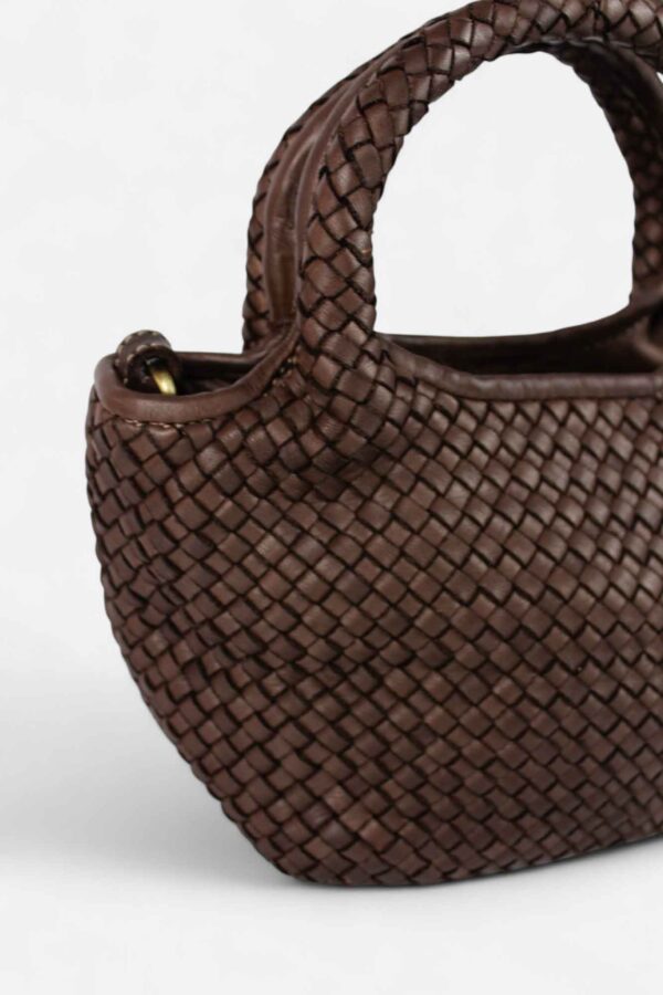 bolso-de-mano-bandolera-trenzada