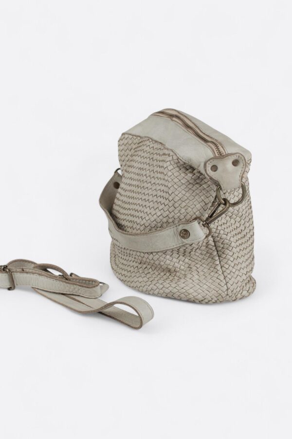 Bolso-de-piel-trenzada-italiano